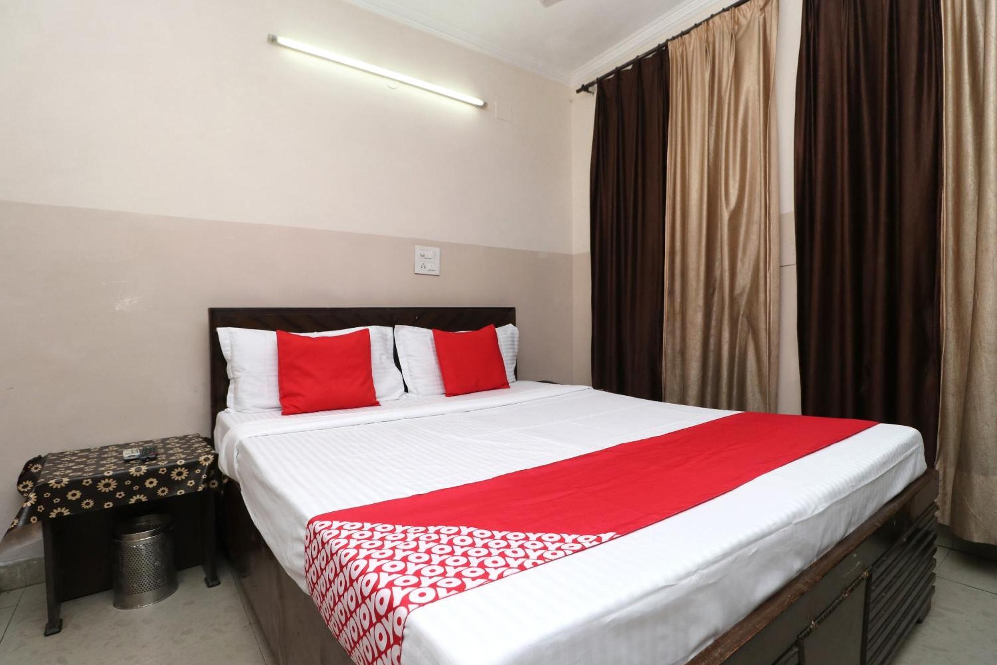 Hotel O Ashoka Residency Chandīgarh Dış mekan fotoğraf